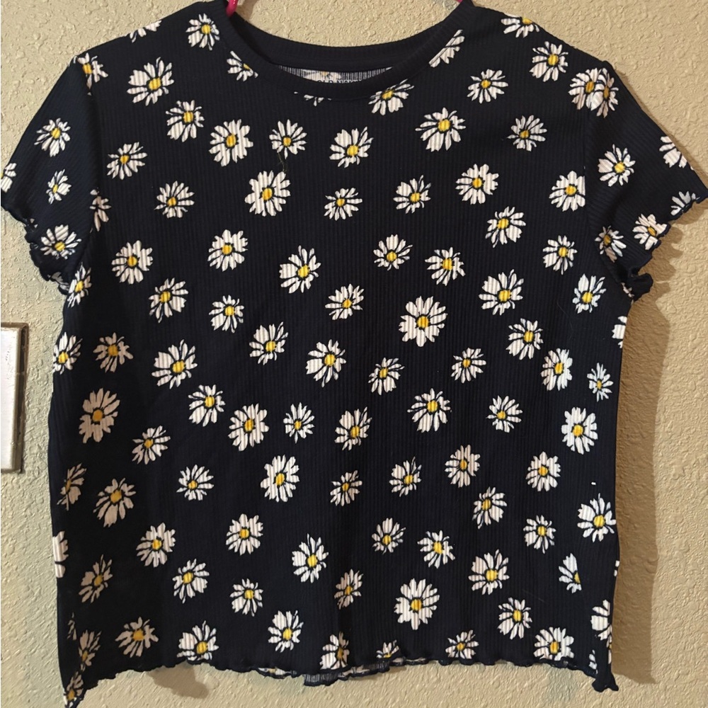 Old Navy Black and White Boxy Short Sleeve T-Shirt
